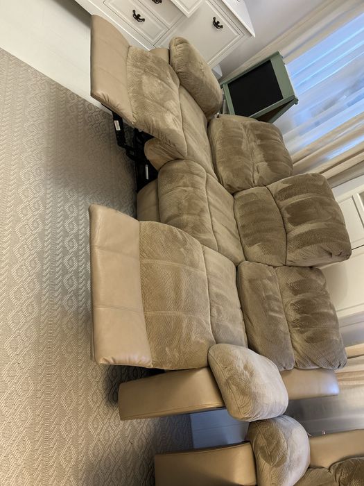Canapea cu recliner si 1 fotoliu recliner