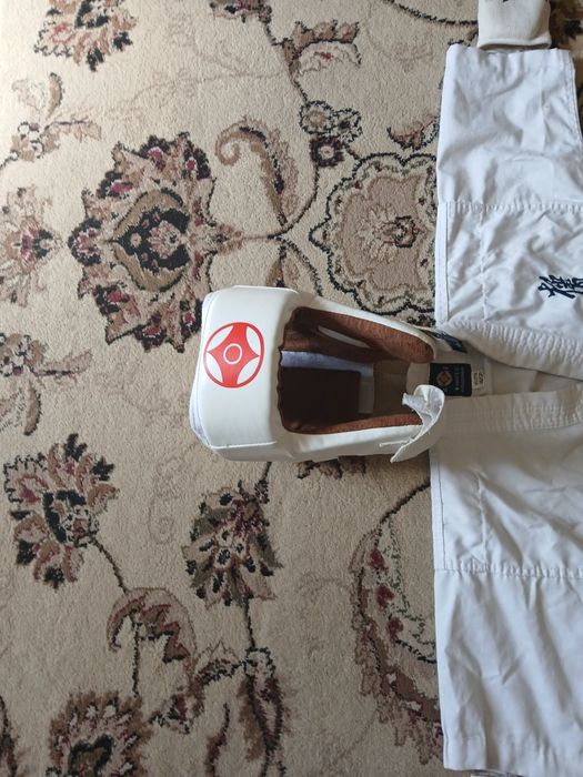 Одежды на каратэ. Хорошее.