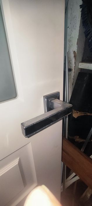 Продам двери межкомнатные