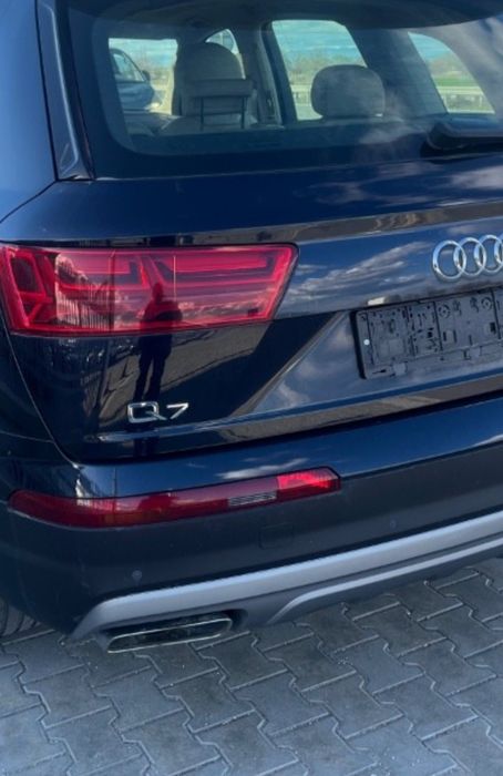 Фарове, стопове,  Ауди Q7 и Q5 фейс от 16г до 19г