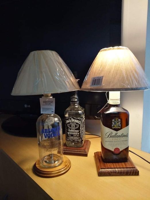 Уникални лампи: Ръчна изработка Лампа - от дърво, метал