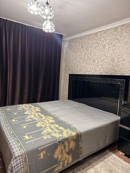 Продам спальный гарнитур