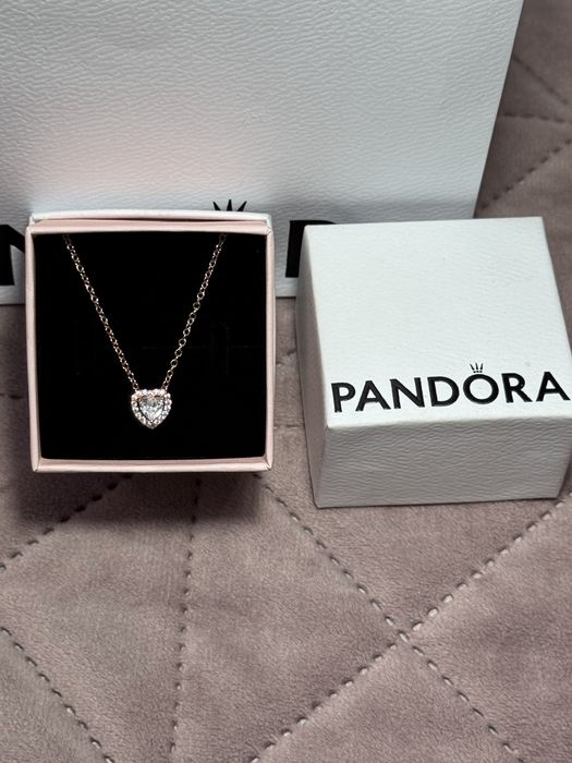 Colier Pandora placat cu aur roz