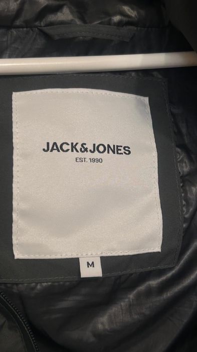 Продам куртку осень-зима