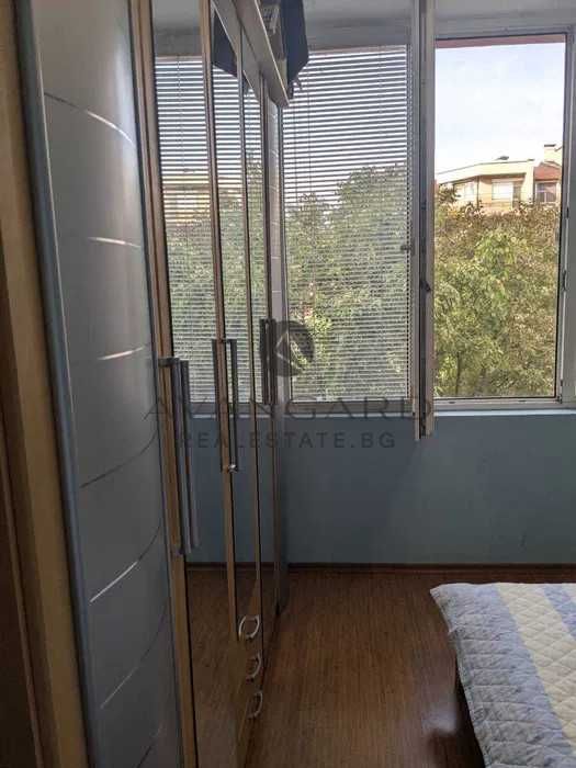 Продава се Четиристаен апартамент в Пловдив, Кючук Париж - 100 кв.м за 1970 €/кв.м - Снимка #13