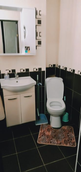 1ком кв Евразия, Встреча, Республика