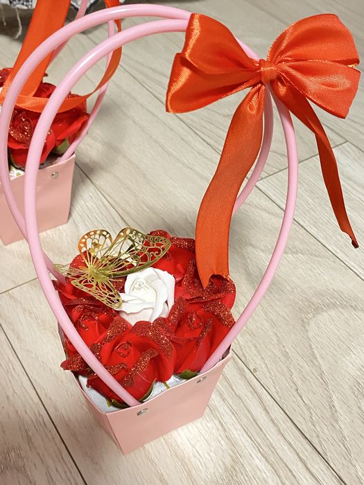 Cosulete cu trandafiri de sapun