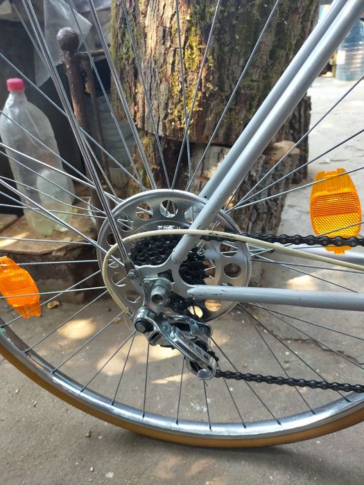 Bicicleta Royal pe 28 semicursiera fuul shimano.