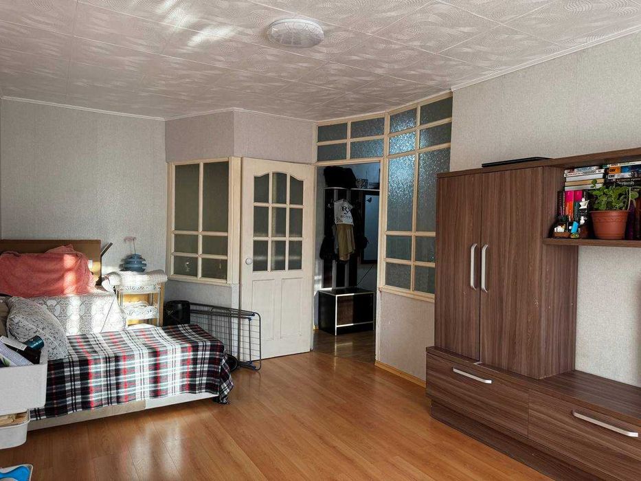 2 к Ауэзова 6 кирпич, 5\5