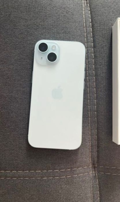 Смартфон Apple iPhone 15