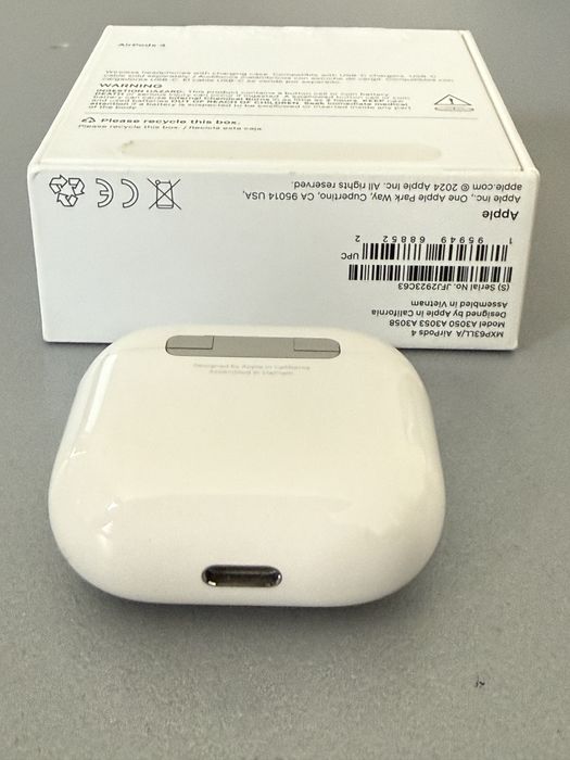 Airpods 4 оригинал в идеальном состояние
