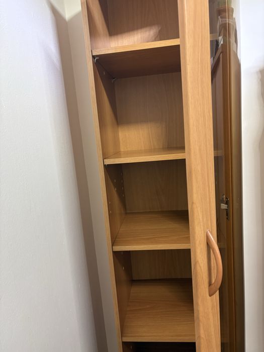 Шкаф книжный 8000 тенге