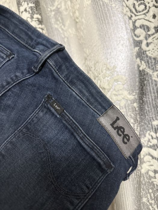 Pantaloni dama lee