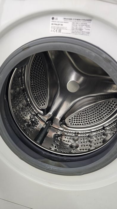 Продам стиралку, LG, в отличном состояни.
