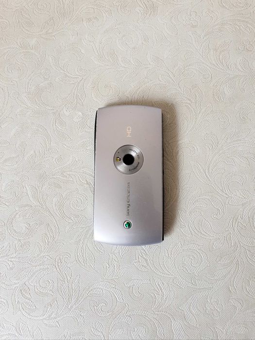 Sony Ericsson Vivaz (U5i) за части