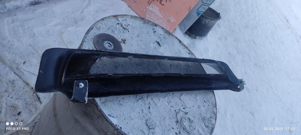 Решетка nissan Rnessa