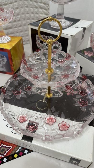 Продается хрустальные вазы