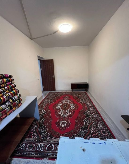 Студентам! Метро Туркистон 3х комнатная