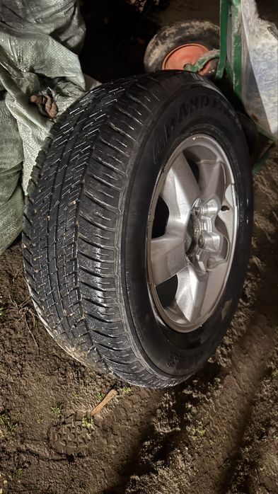 Запаска 275/60/18