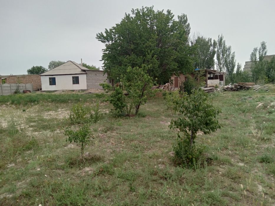 Уй сатылад 4 ком