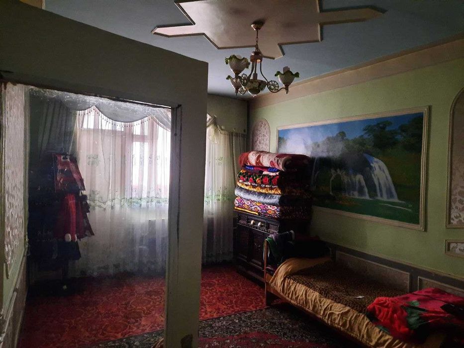 Ko`p qavatli uydagi xonadon