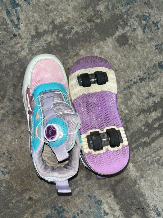 Ролик 4колесах кроссовки