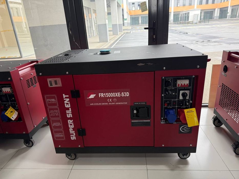 Дизельный Генератор 13 ква 12 кв 220в/380в