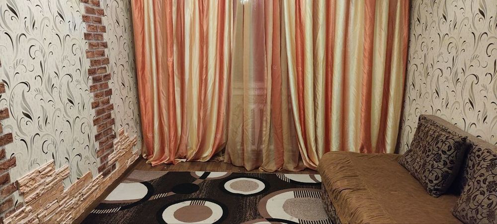 1-Комн. 2-Этаж. Продажа. Уй-Жой. Ттз-1. Ттз-Базар. Кирпичный.