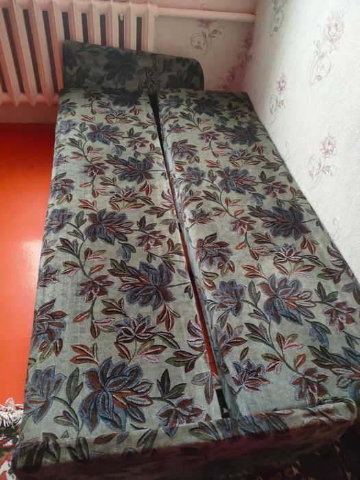 Диван сатылады жиналмалы