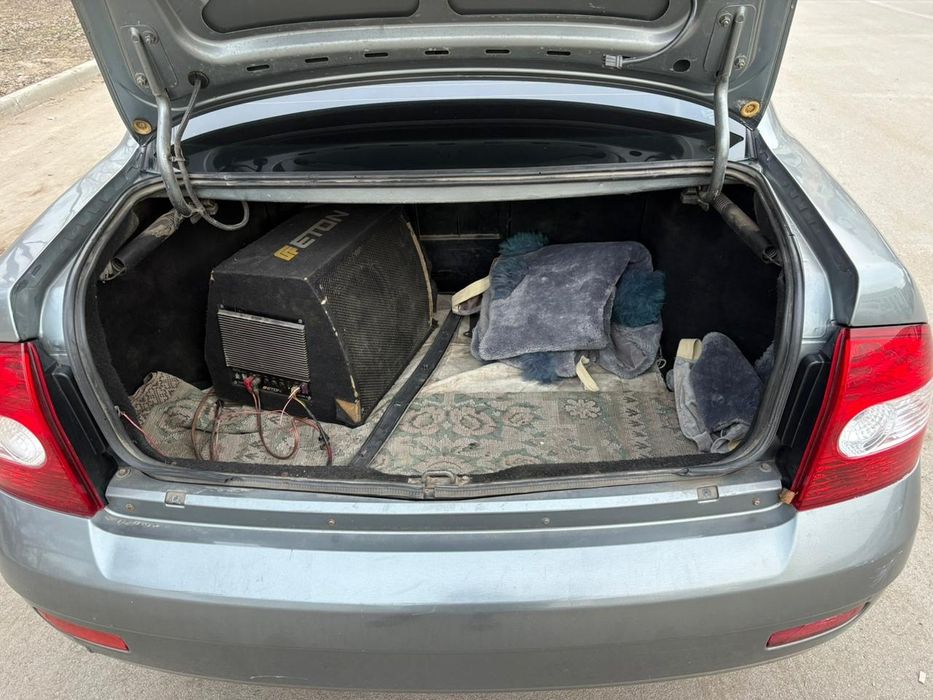 Продам Приору ,2007 год