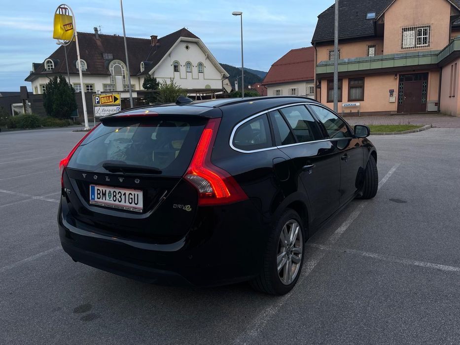 VOLVO V60 2012 — imagine 6