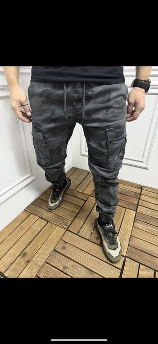 Мъжки камуфлажни панталони