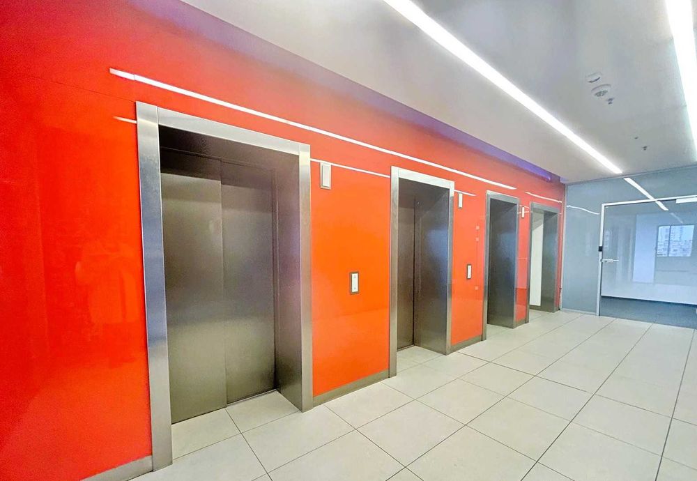 Дава се под наем Офис в София, Полигона - 123 кв.м за 1509.09 € - Снимка #4