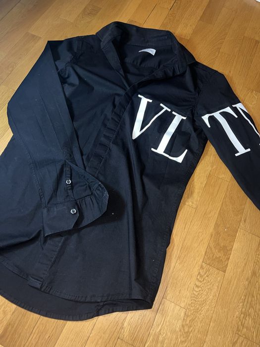 Valentino риза S размер