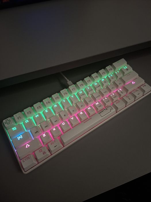 Tastatura qwerty noua