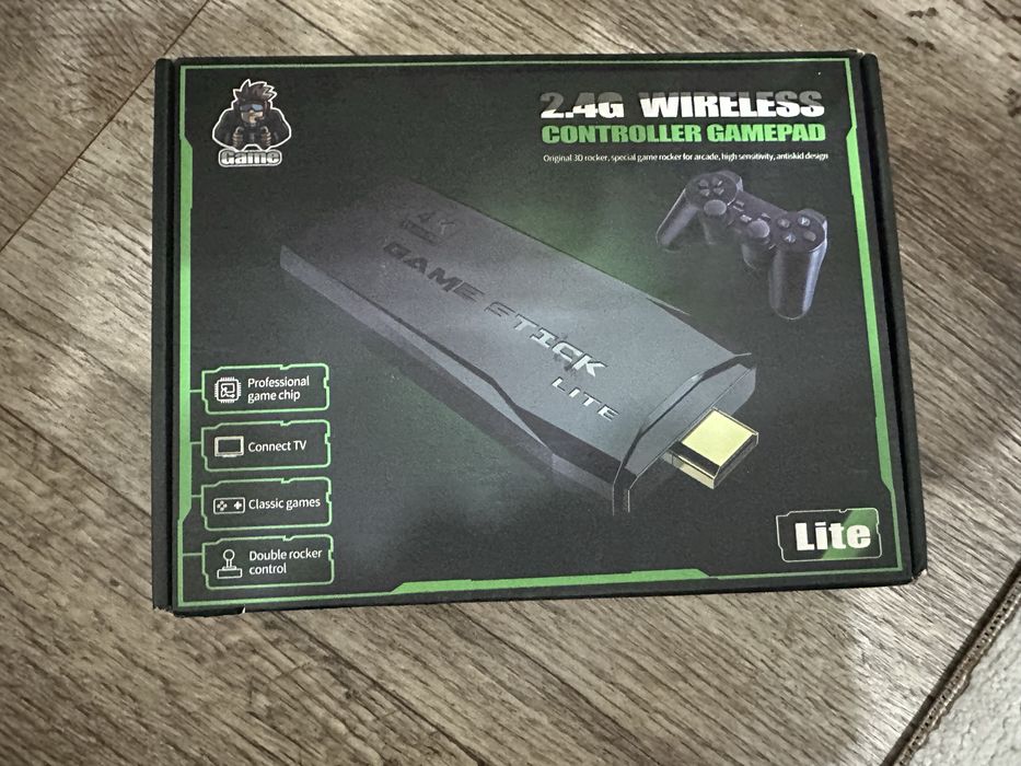 Продам игровую приставку