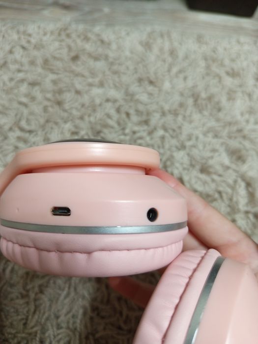 Продам наушники кошечка
