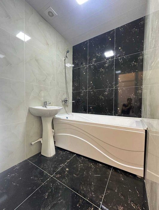 Продается 3в4/3/4 на Лисунова-1 Метро Тузель Кадышева 68 кв2 (R)