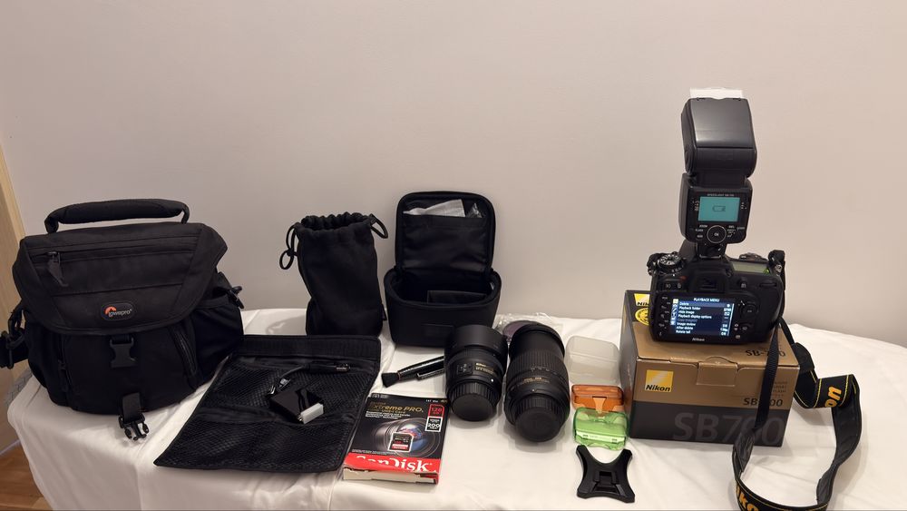 Nikon D7100 24.1 MP DX-Format CMOS Digital SLR