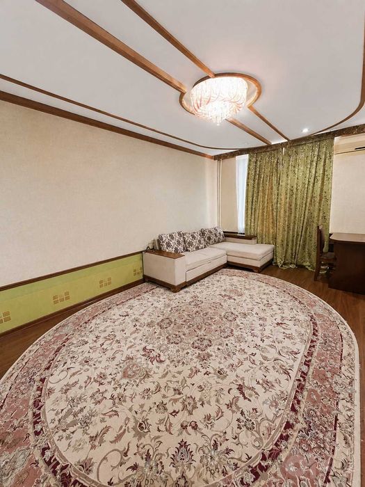 Qoratoshda qizlarga Xalqlar do'stligi Дружба Tashkent City bezmaklera
