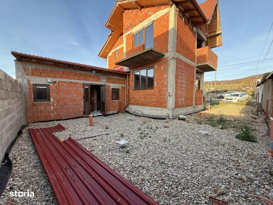 Casa de vanzare in Betfia, cu 6 camere, la rosu, Bihor,Gaminvest,V4469