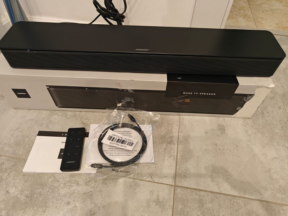 Soundbar BOSE TV Speaker, 2.0, Bluetooth negru,nou .