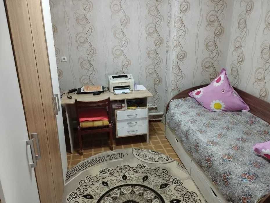 Дом 4 комнаты, 15 соток