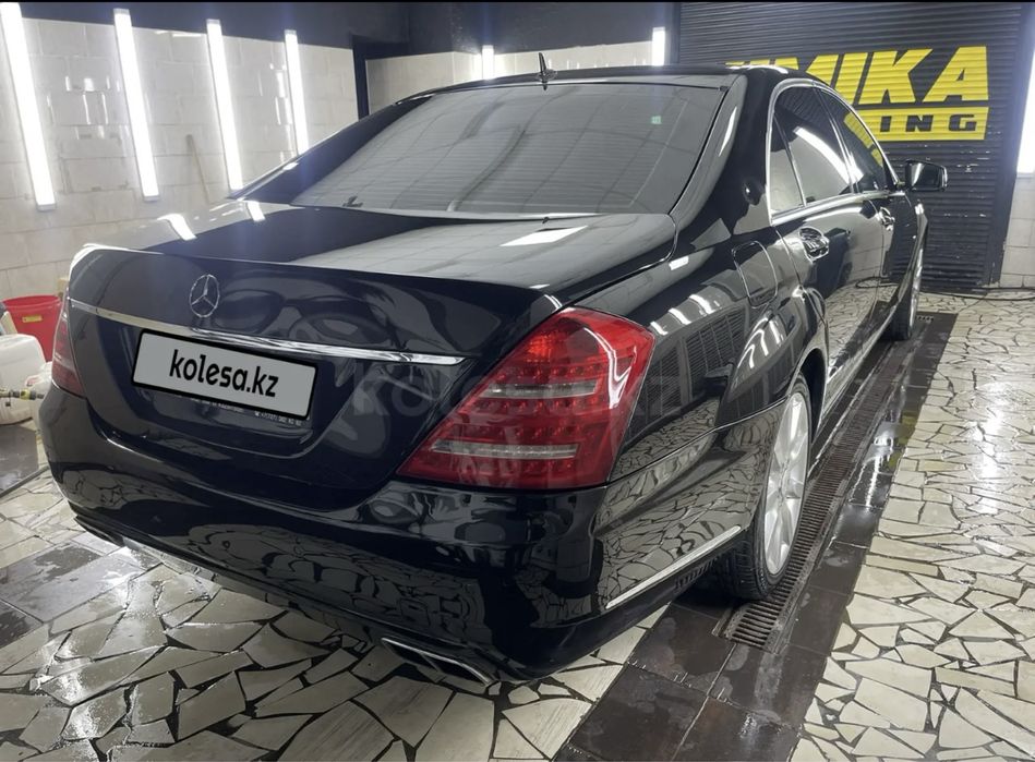 Mercedes benz w221, long