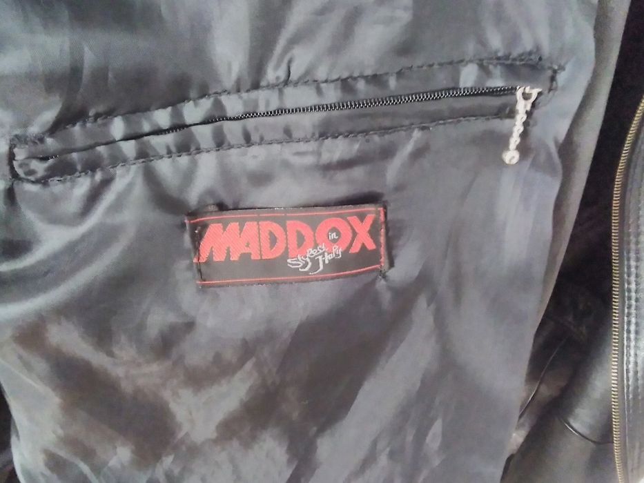 Продавам кожено яке - 180лв