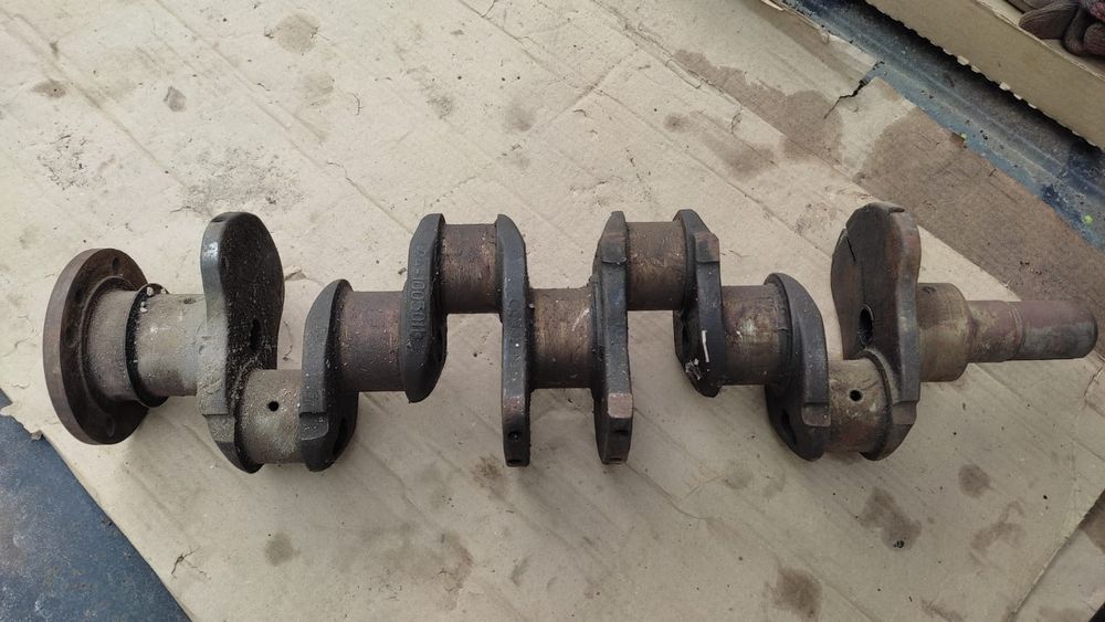 Коленчатый вал на газ 21