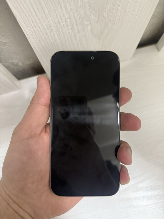 15 Pro 256 gb 80% 550$