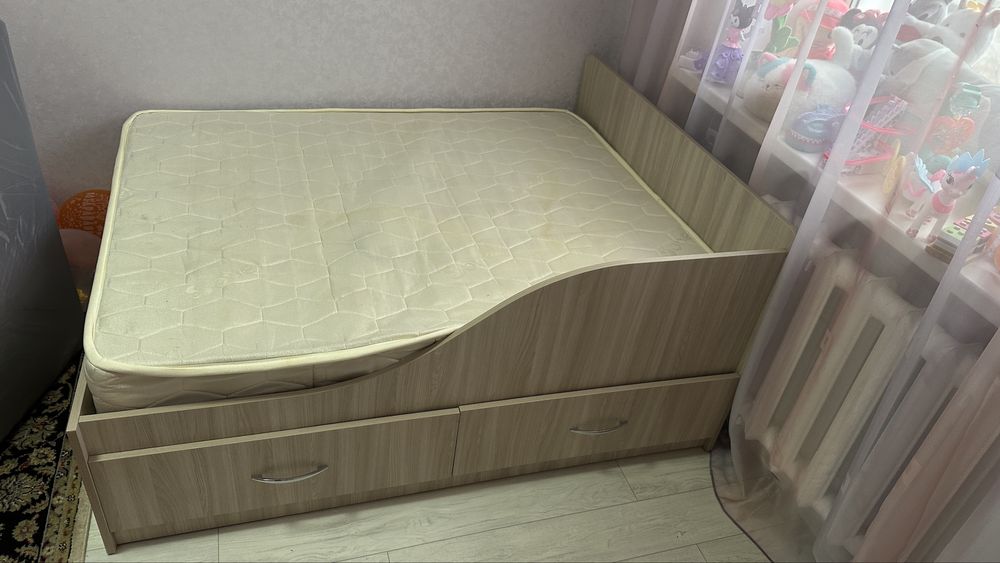 Продам детскую кровать