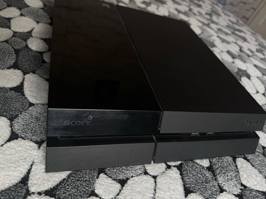 Playstation 4/PS4