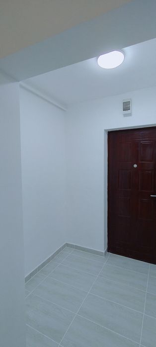 Vând garsonieră Brasov